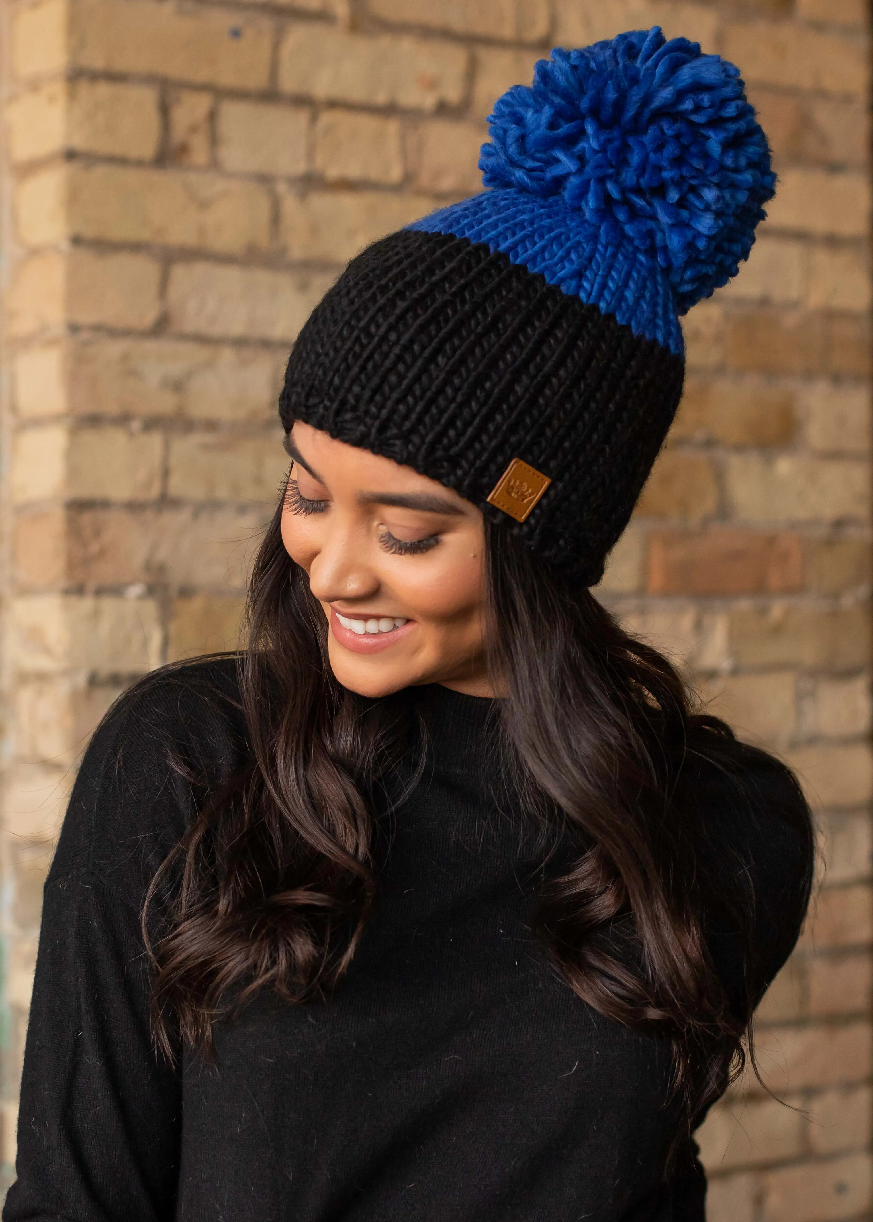 Black/Royal Blue Color Block Pom Hat, Solid Color Knit Pom Pom Cuff Long Beanie Hat